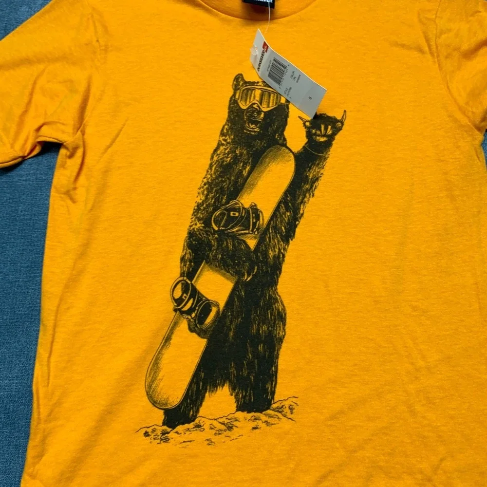 Y2K Quiksilver Snowboarding Bear T Shirt Kids Small Orange Crew Neck